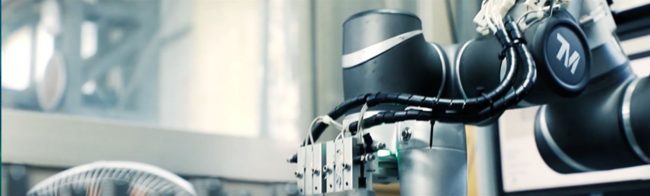 articolo come integrare una linea di assemblaggio con tracciabilita e cobot