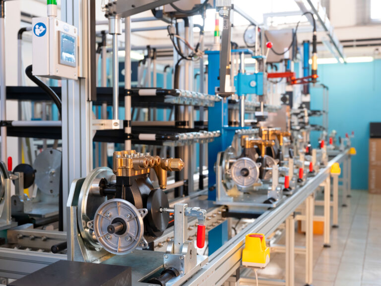 Progettazione linea leuco hawk pumps